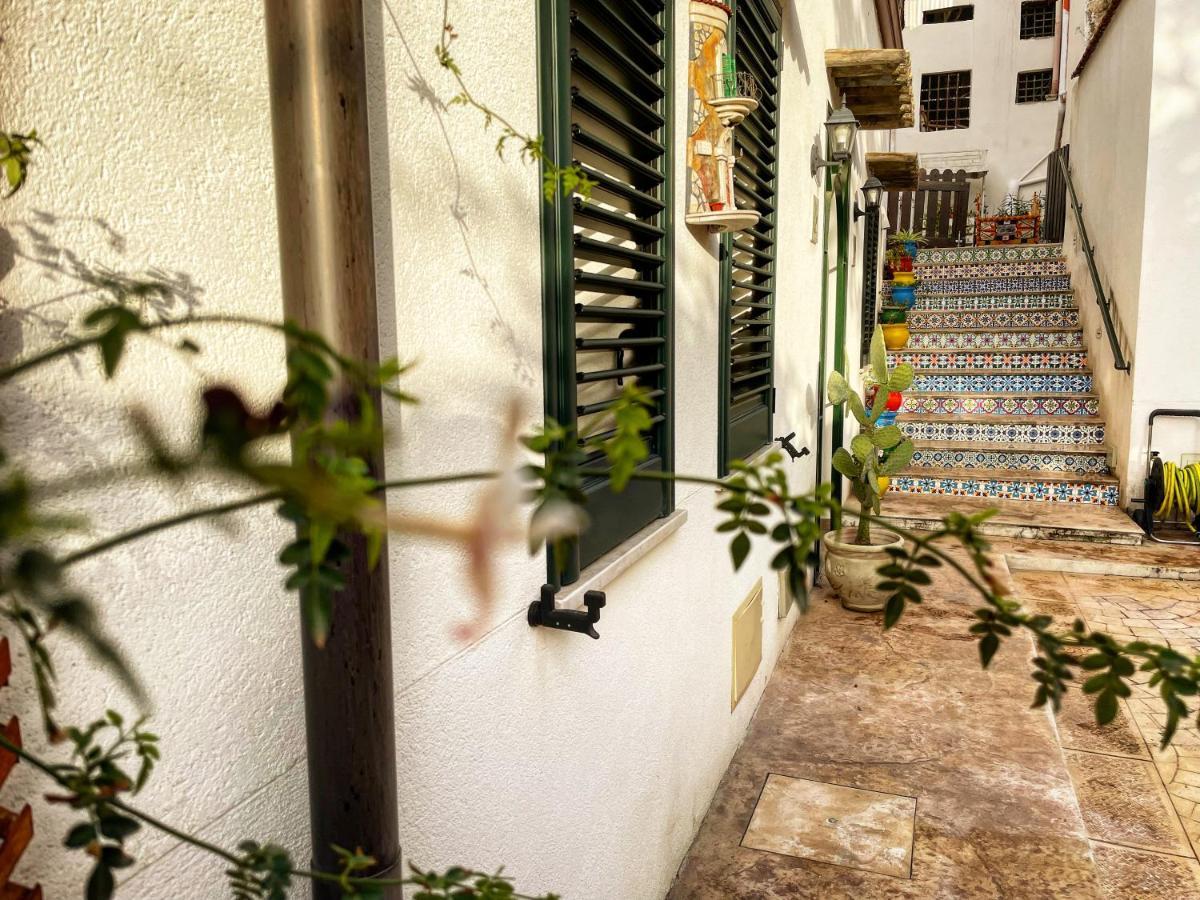 Baglio Reale Apartments ปาแลร์โม ภายนอก รูปภาพ